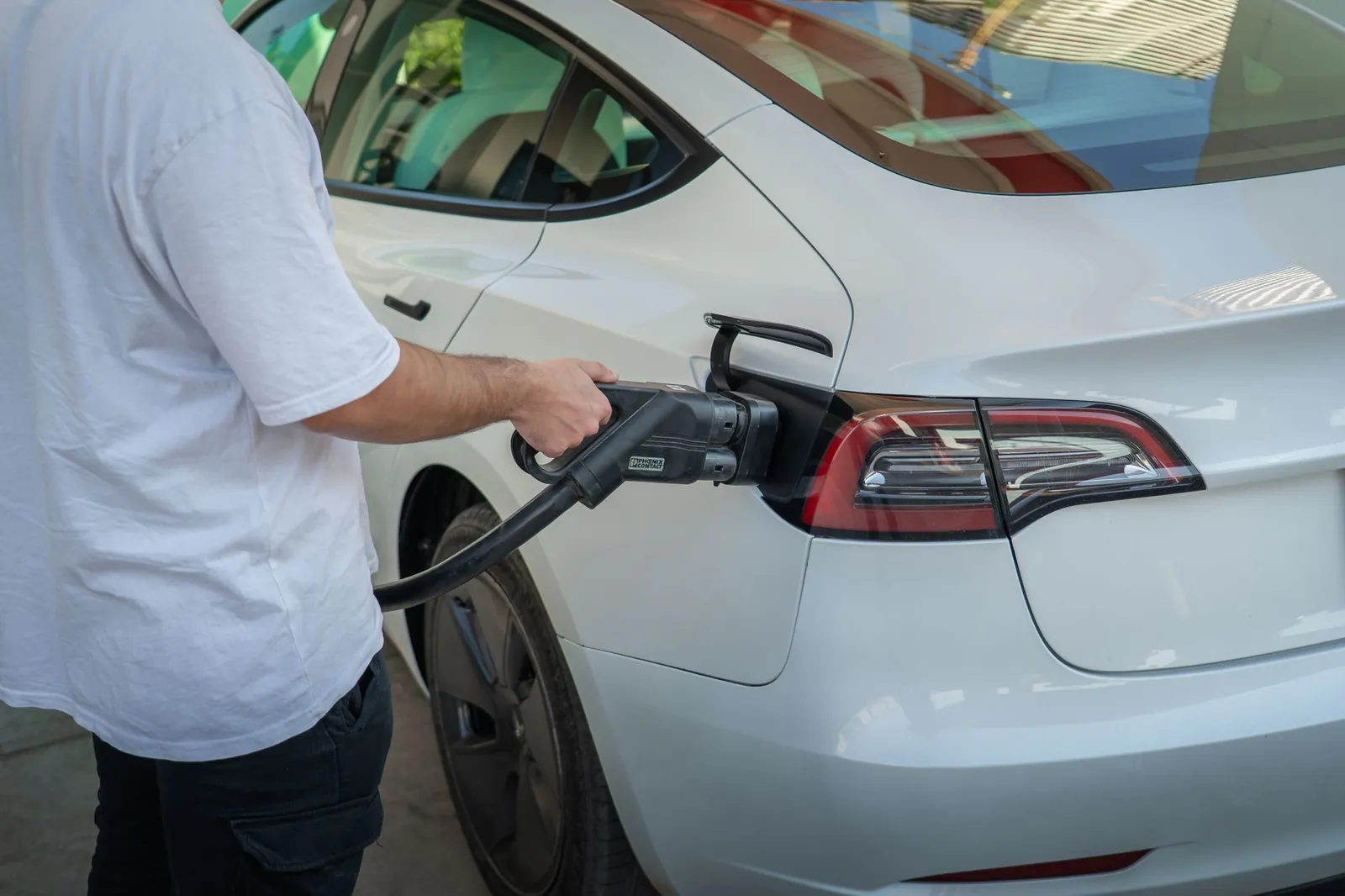 BC EV Charging Rebates 2026: What's Still Available (And What Ended)