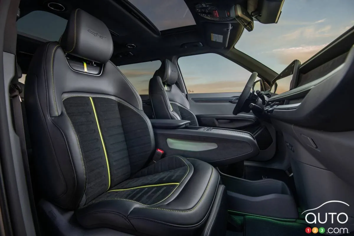 Kia Recalls 21,290 EV9s Over Airbag Defect — and Canadian Owners Are Still Waiting for Word