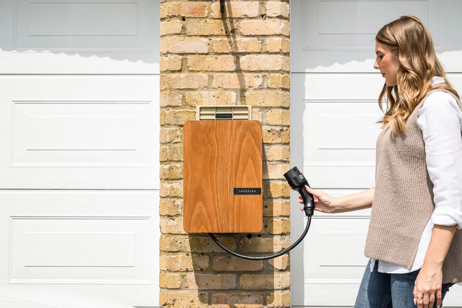 Level 1 vs Level 2 Home Charging in Canada: What Your Outlet Actually Gives You