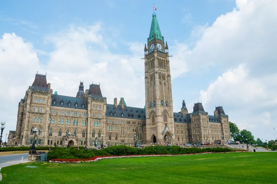 Ottawa's Own Math Says Repealing the EV Mandate Costs Canadians $90.3 Billion