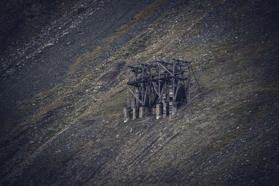 Quebec Graphite Mine Restart Delayed — a Setback for Canada's EV Battery Supply Chain