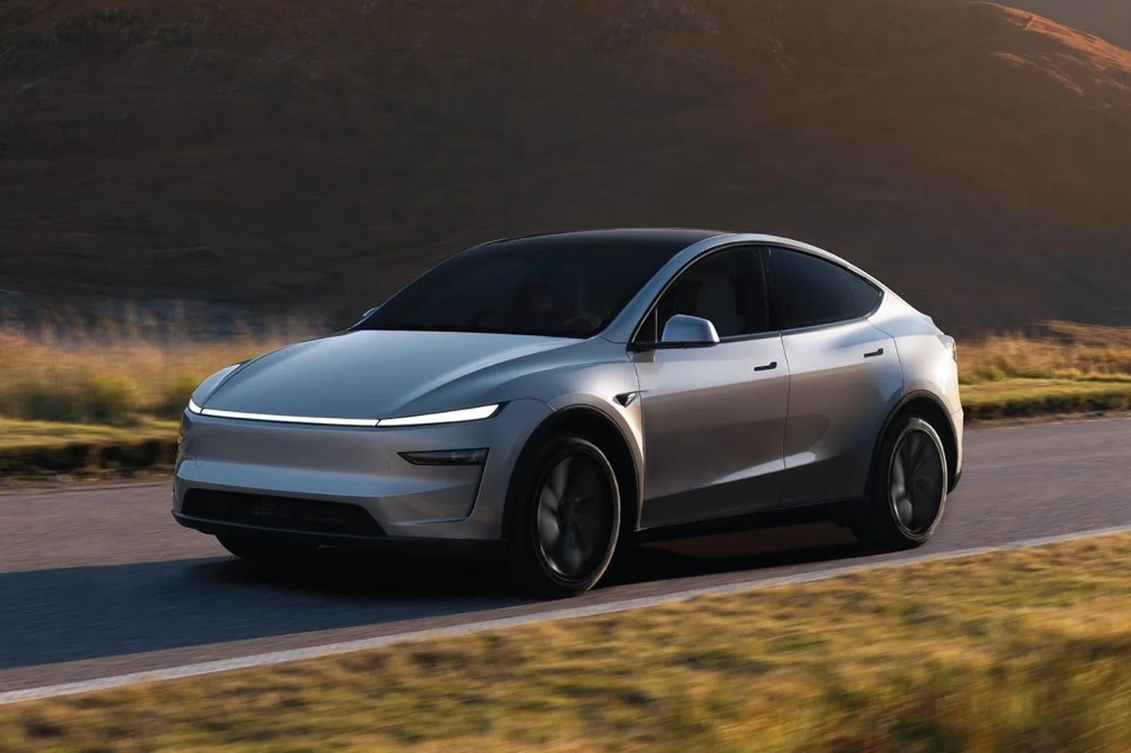 Tesla Model Y Leads Canada's Federal EV Rebate Claims in August 2026, Ranks 16th in Quebec