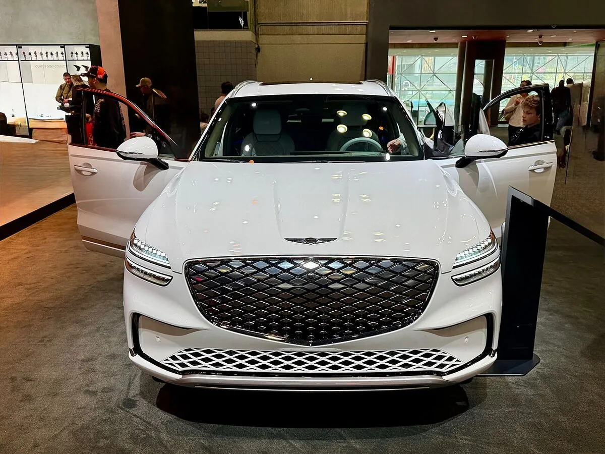 GV90 Price in Canada: What to Expect — Coach-Door Electric SUV From $150,000+