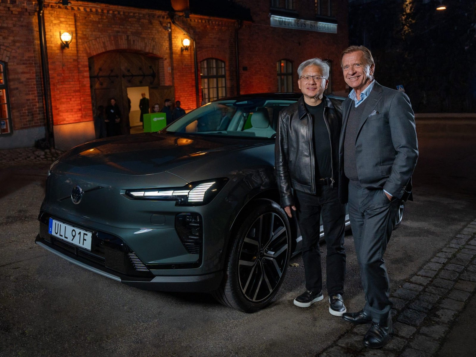 Volvo and NVIDIA Expand Partnership for Eyes-Off Autonomous Driving