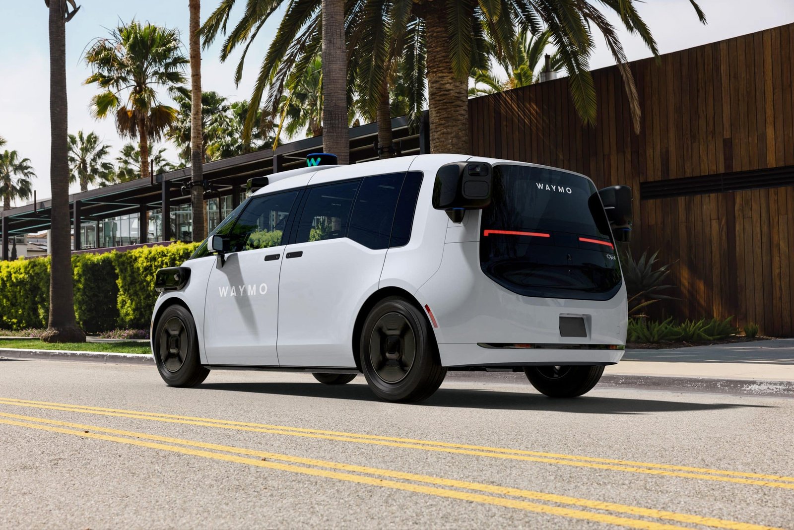 Waymo Plans 20,000 Robotaxis by 2027, Including Canadian Cities